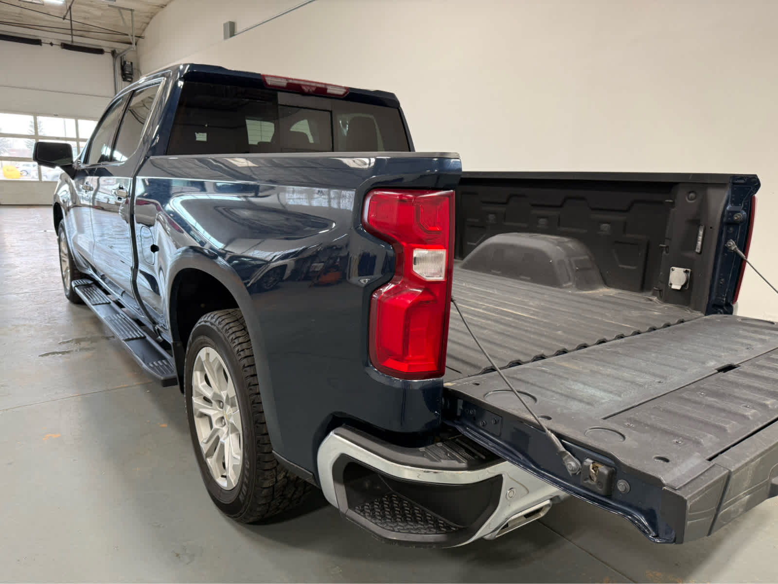 2022 Chevrolet Silverado 1500 — interior view