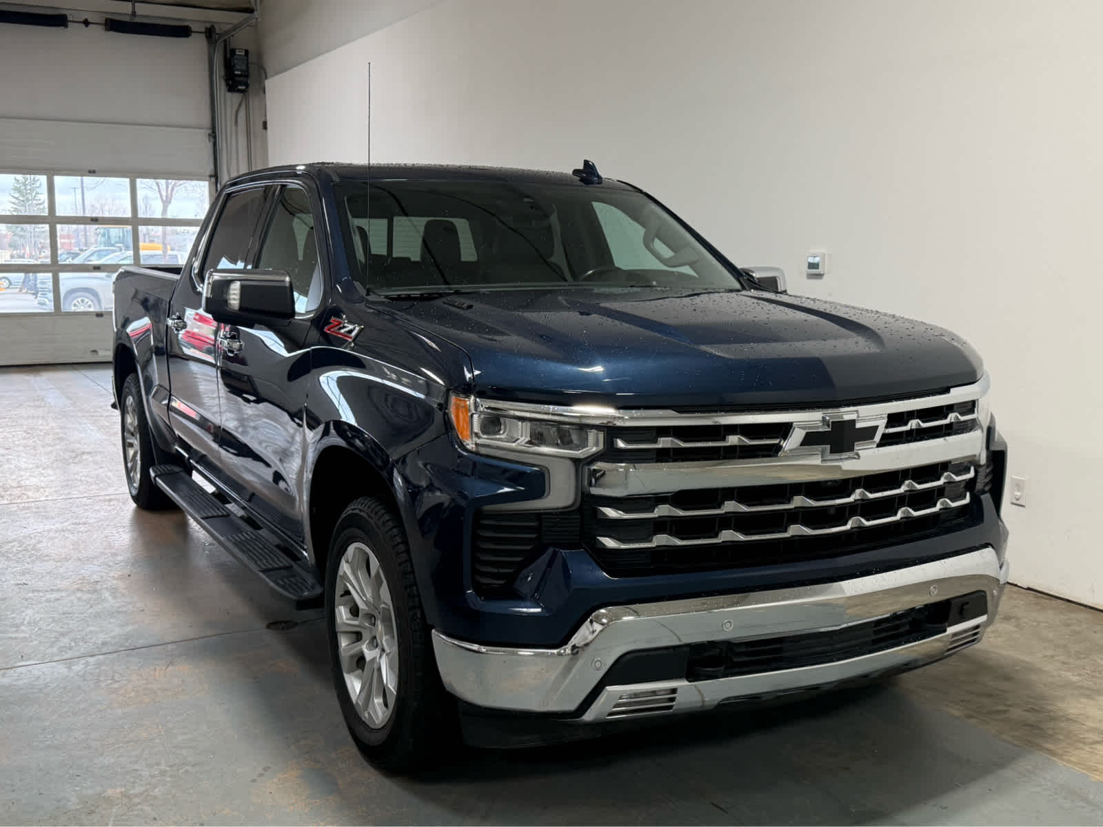 2022 Chevrolet Silverado 1500 — detail view